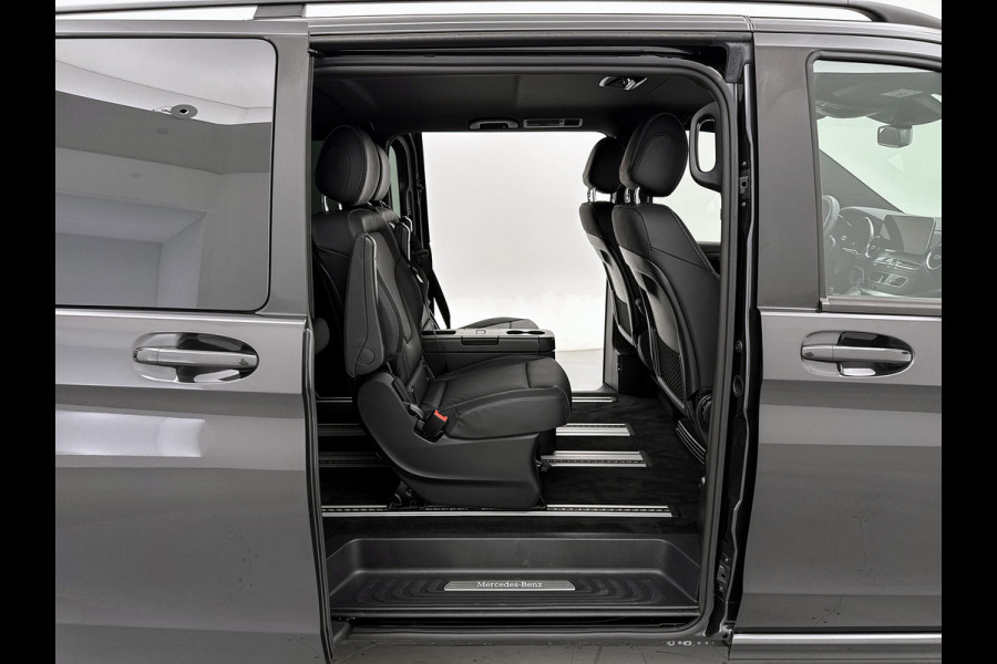 Mercedes-Benz V-Klasse 250d 4-MATIC L3 Amg-Line 6-persoons Elektrische schuifdeuren Distronic Burmester Trekhaak afneembaar 2500kg