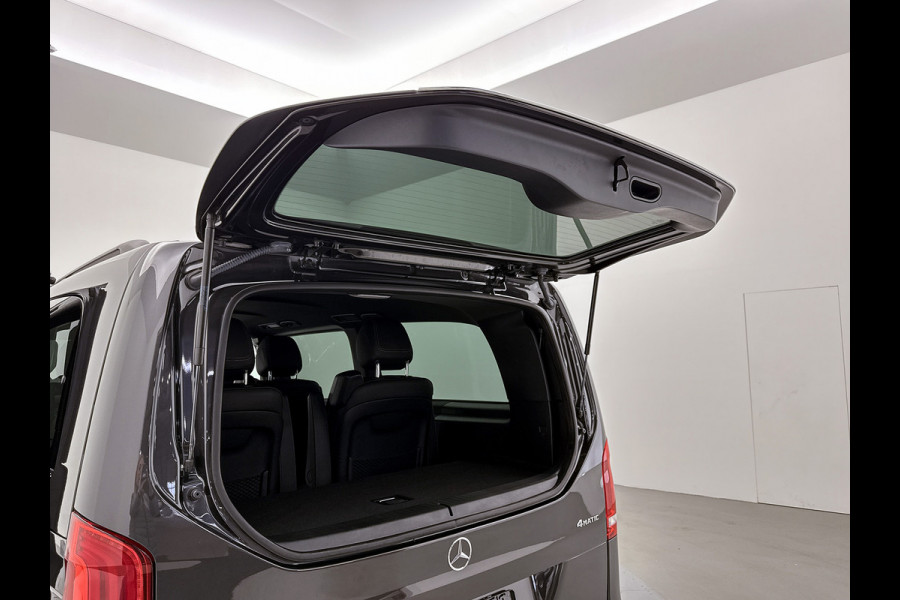 Mercedes-Benz V-Klasse 250d 4-MATIC L3 Amg-Line 6-persoons Elektrische schuifdeuren Distronic Burmester Trekhaak afneembaar 2500kg