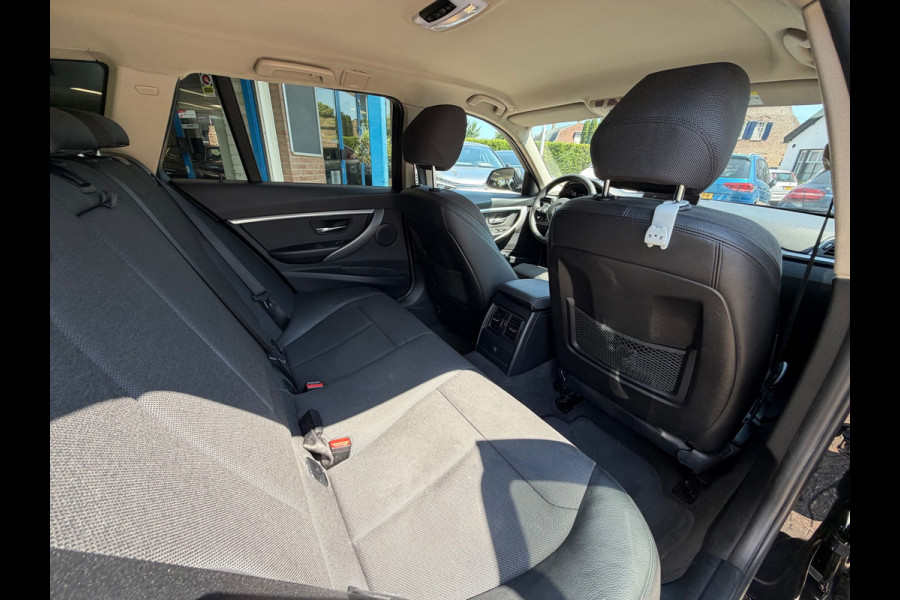 BMW 3 Serie Touring 330i MSport Edition 2018 AUT NAVI LM NAP