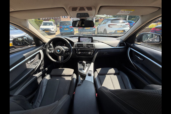 BMW 3 Serie Touring 330i MSport Edition 2018 AUT NAVI LM NAP