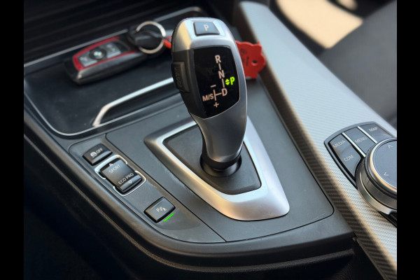 BMW 3 Serie Touring 330i MSport Edition 2018 AUT NAVI LM NAP