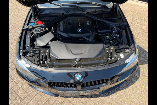 BMW 3 Serie Touring 330i MSport Edition 2018 AUT NAVI LM NAP