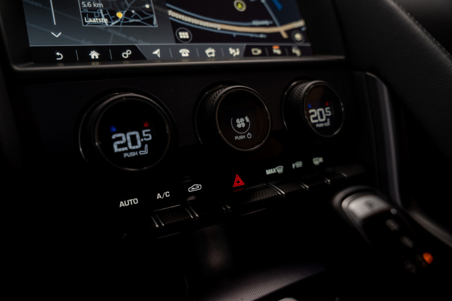 Jaguar F-Type 2.0T R-Dynamic Leer Camera Meridian Massage S. Stoelverwarming PDC Climate control Cruise control LM velgen