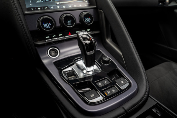 Jaguar F-Type 2.0T R-Dynamic Leer Camera Meridian Massage S. Stoelverwarming PDC Climate control Cruise control LM velgen