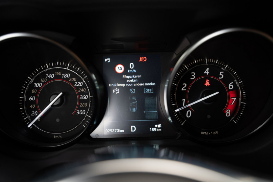 Jaguar F-Type 2.0T R-Dynamic Leer Camera Meridian Massage S. Stoelverwarming PDC Climate control Cruise control LM velgen