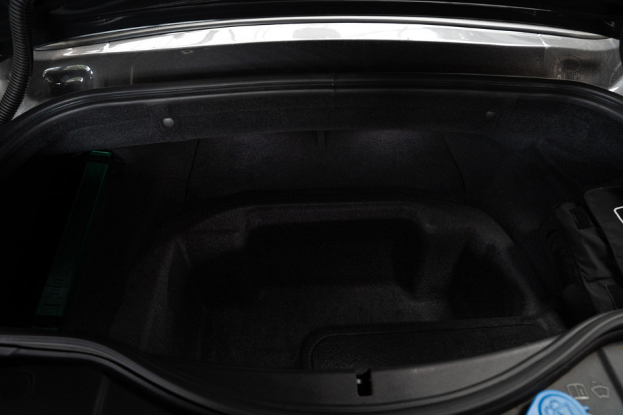 Jaguar F-Type 2.0T R-Dynamic Leer Camera Meridian Massage S. Stoelverwarming PDC Climate control Cruise control LM velgen