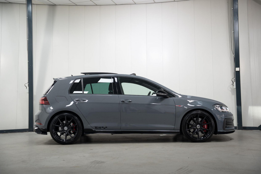 Volkswagen Golf 2.0 TSI GTI TCR*PANO*AKRA*KEYLESS*DYNAUDIO*FULL*