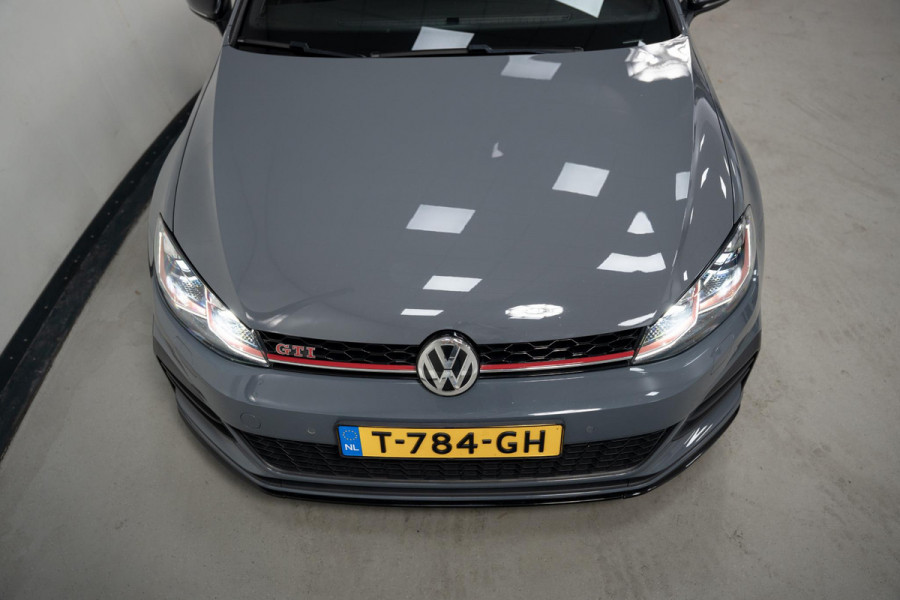 Volkswagen Golf 2.0 TSI GTI TCR*PANO*AKRA*KEYLESS*DYNAUDIO*FULL*