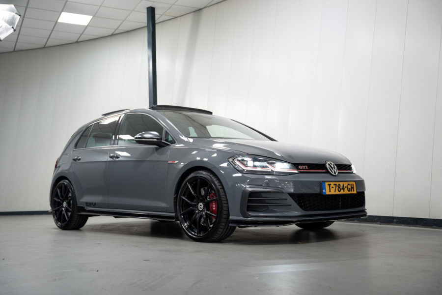 Volkswagen Golf 2.0 TSI GTI TCR*PANO*AKRA*KEYLESS*DYNAUDIO*FULL*