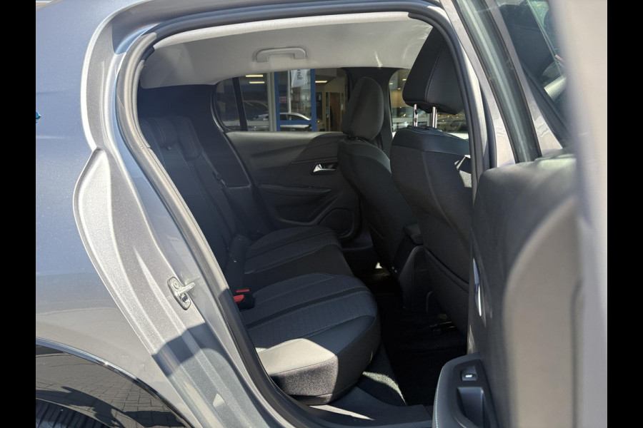 Peugeot e-208 EV Allure Pack 50 kWh | 98,7% SOH! | Achteruitrijcamera | Cruise Control | Navigatie | LM Velgen |