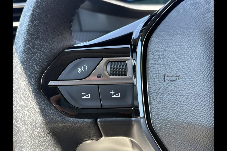 Peugeot e-208 EV Allure Pack 50 kWh | 98,7% SOH! | Achteruitrijcamera | Cruise Control | Navigatie | LM Velgen |