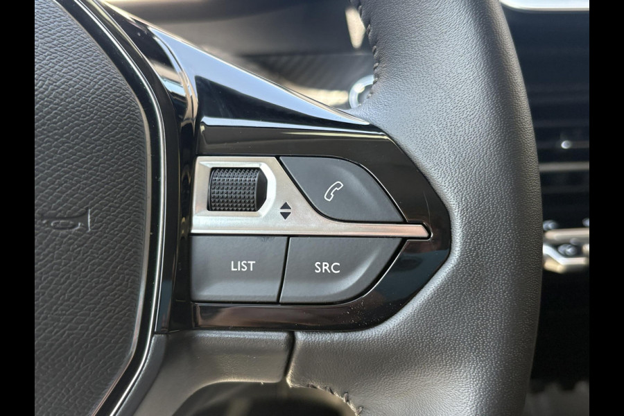 Peugeot e-208 EV Allure Pack 50 kWh | 98,7% SOH! | Achteruitrijcamera | Cruise Control | Navigatie | LM Velgen |