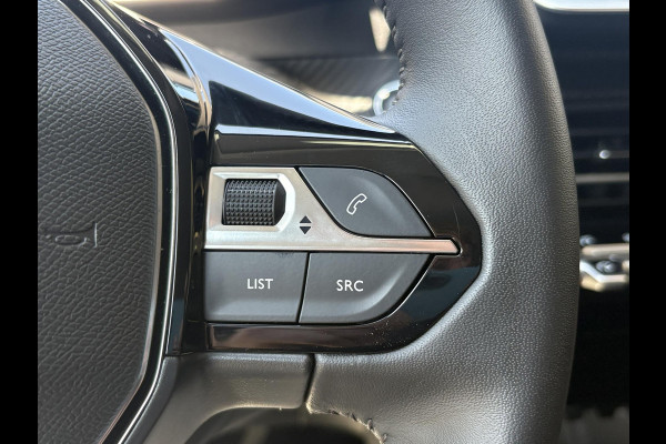 Peugeot e-208 EV Allure Pack 50 kWh | 98,7% SOH! | Achteruitrijcamera | Cruise Control | Navigatie | LM Velgen |