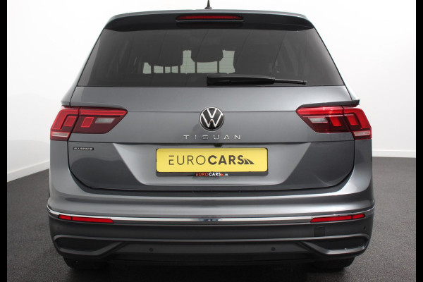 Volkswagen Tiguan Allspace 1.5 TSI Automaat Life 7p. Navigatie Apple Carplay/Android Auto Climate Control Lichtmetalen Velgen Camera Electrische Achterklep