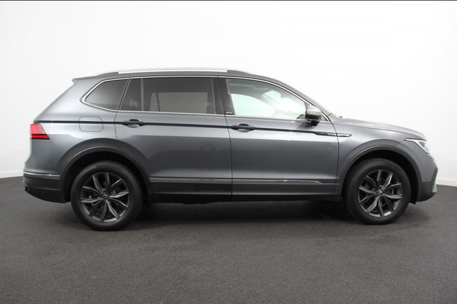 Volkswagen Tiguan Allspace 1.5 TSI Automaat Life 7p. Navigatie Apple Carplay/Android Auto Climate Control Lichtmetalen Velgen Camera Electrische Achterklep