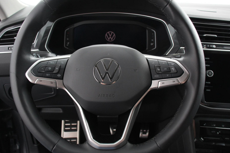 Volkswagen Tiguan Allspace 1.5 TSI Automaat Life 7p. Navigatie Apple Carplay/Android Auto Climate Control Lichtmetalen Velgen Camera Electrische Achterklep