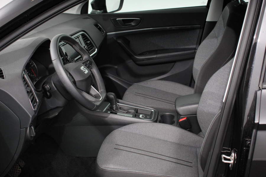 Seat Ateca 1.5 TSI DSG Style Nieuw type Climate Control Parkeer sensoren Cruise control DAB Led Lichtmetalen Velgen