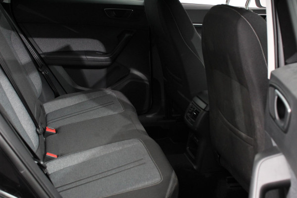 Seat Ateca 1.5 TSI DSG Style Nieuw type Climate Control Parkeer sensoren Cruise control DAB Led Lichtmetalen Velgen