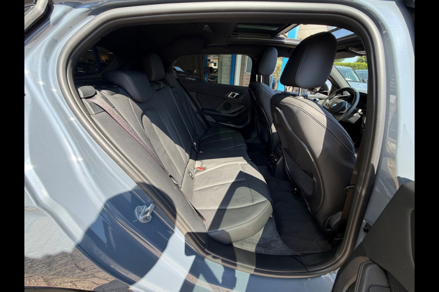 BMW 1-serie 118i M-Sport 2024 AUT NAVI DAK CLIMA NAP 1e Eig!