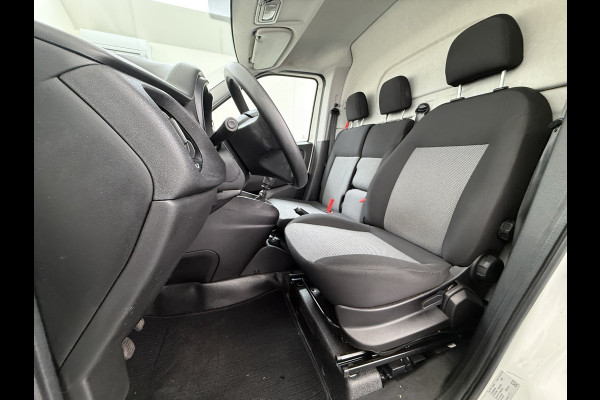 Fiat Doblò Cargo 1.6JTD 101PK 3-Persoons Airco Euro 6 S Betonplex Vloer Wandbetimmering Schuifdeur Dealeronderhouden Origineel Nederlandse Auto