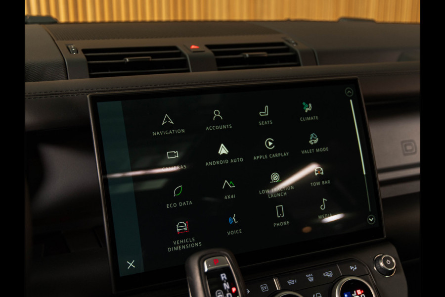 Land Rover Defender 110 2.0 P300e 110 X-Dynamic HSE HERITAGE | PANO | HUD | 22" | MERIDIAN 700W