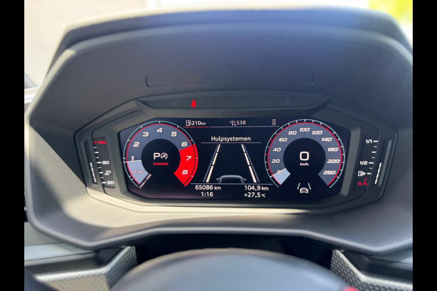 Audi A1 SPORTBACK 40 TFSI S Line edition one
