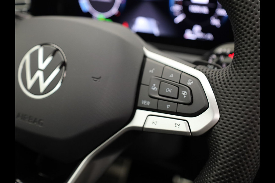 Volkswagen Tiguan 1.5 eTSI R-Line Business | Trekhaak wegkl. | Panodak | 360 Camera | IQ Light | Elk. A-klep | Prijs Rijklaar!!