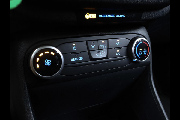 Ford Fiesta 1.0 EcoBoost Connected Sport (APPLE CARPLAY,NAVI,CLIMATE,CRUISE,BLACK AND WHITE EDITION,SPORTSTOELEN,NETTE STAAT)