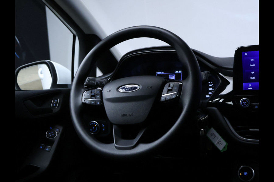 Ford Fiesta 1.0 EcoBoost Connected Sport (APPLE CARPLAY,NAVI,CLIMATE,CRUISE,BLACK AND WHITE EDITION,SPORTSTOELEN,NETTE STAAT)