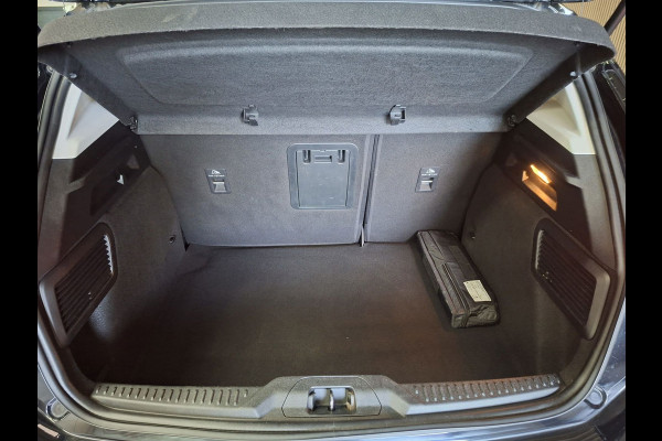 Ford Focus 1.0 EcoBoost Titanium X Business | Clima| winter pakket | Camera | Navi |
