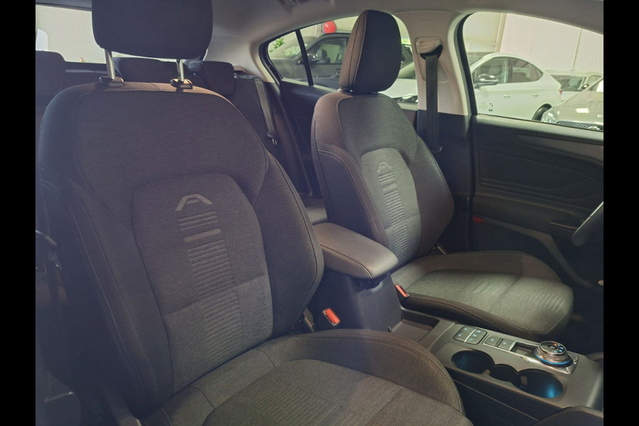 Ford Focus 1.0 EcoBoost Titanium X Business | Clima| winter pakket | Camera | Navi |