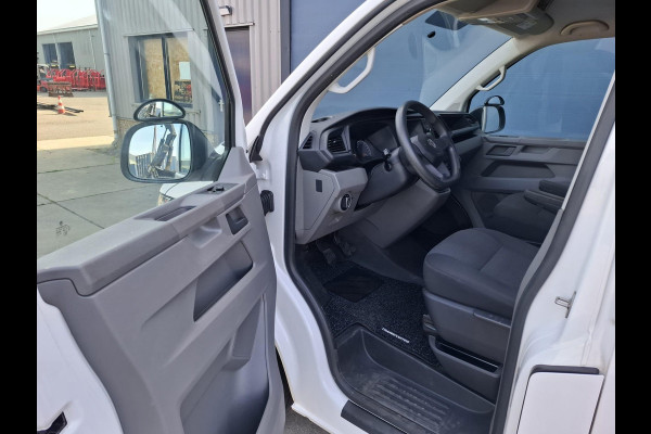 Volkswagen Transporter 2.0 TDI L2H1 30 Comfortline CARPLAY / L2H1 / CRUISE CONTROLE / AIRCO / EURO 6