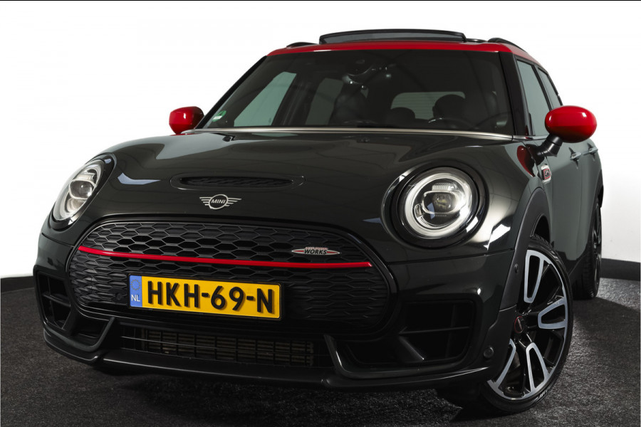 MINI Clubman 2.0 JCW ALL4 Chili | S/K-Panodak | Adapt. Cruise | Stoelverw. | PDC | Camera | NAV + App.Connect | ECC | Harman Kardon | LM 19" |