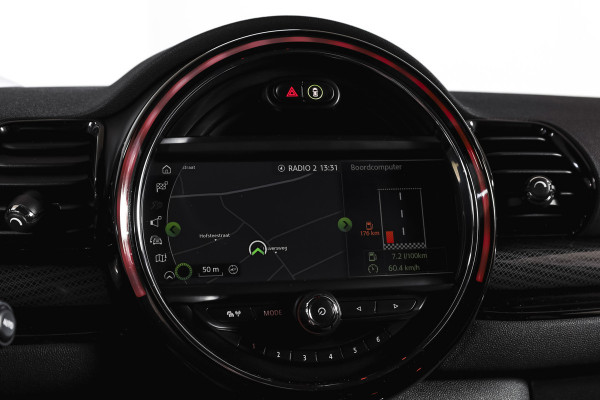 MINI Clubman 2.0 JCW ALL4 Chili | S/K-Panodak | Adapt. Cruise | Stoelverw. | PDC | Camera | NAV + App.Connect | ECC | Harman Kardon | LM 19" |