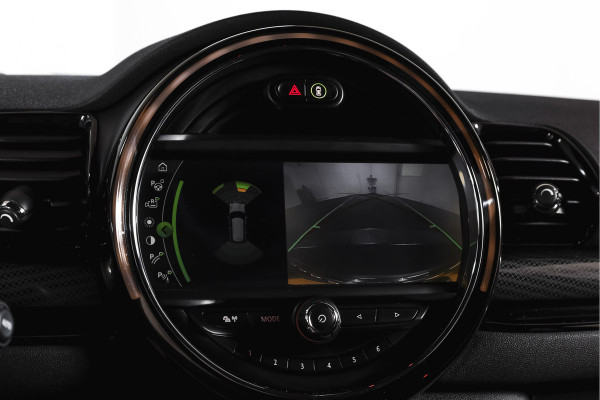 MINI Clubman 2.0 JCW ALL4 Chili | S/K-Panodak | Adapt. Cruise | Stoelverw. | PDC | Camera | NAV + App.Connect | ECC | Harman Kardon | LM 19" |