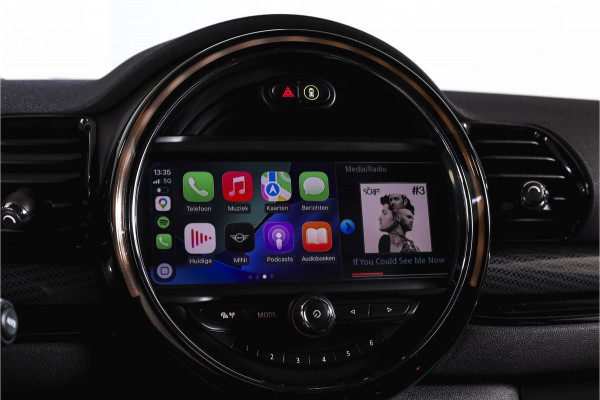 MINI Clubman 2.0 JCW ALL4 Chili | S/K-Panodak | Adapt. Cruise | Stoelverw. | PDC | Camera | NAV + App.Connect | ECC | Harman Kardon | LM 19" |