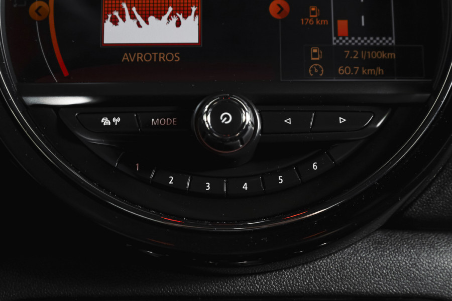 MINI Clubman 2.0 JCW ALL4 Chili | S/K-Panodak | Adapt. Cruise | Stoelverw. | PDC | Camera | NAV + App.Connect | ECC | Harman Kardon | LM 19" |