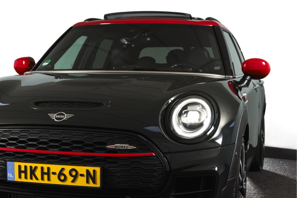 MINI Clubman 2.0 JCW ALL4 Chili | S/K-Panodak | Adapt. Cruise | Stoelverw. | PDC | Camera | NAV + App.Connect | ECC | Harman Kardon | LM 19" |