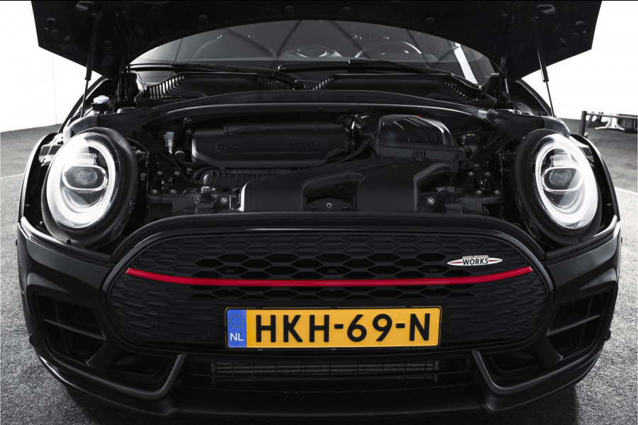 MINI Clubman 2.0 JCW ALL4 Chili | S/K-Panodak | Adapt. Cruise | Stoelverw. | PDC | Camera | NAV + App.Connect | ECC | Harman Kardon | LM 19" |