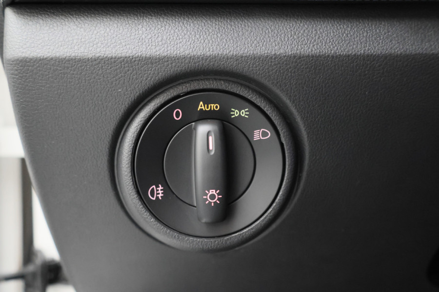 Volkswagen up! 1.0 BMT move up! LED, Airco, Bluetooth, DAB