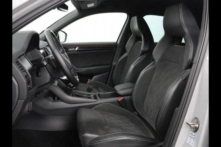 Škoda Kodiaq 1.5 TSI Sportline Business | Stoel&Stuurverwarming | Keyless | Adaptive cruise control | Carplay | Climate control | Camera | Navigatie | Bluetooth | DAB+ | Sfeerverlichting | Canton audio