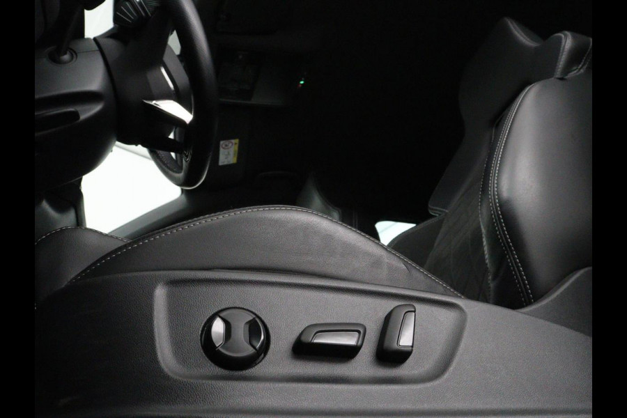 Škoda Kodiaq 1.5 TSI Sportline Business | Stoel&Stuurverwarming | Keyless | Adaptive cruise control | Carplay | Climate control | Camera | Navigatie | Bluetooth | DAB+ | Sfeerverlichting | Canton audio