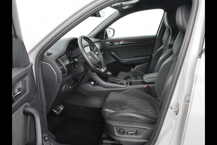 Škoda Kodiaq 1.5 TSI Sportline Business | Stoel&Stuurverwarming | Keyless | Adaptive cruise control | Carplay | Climate control | Camera | Navigatie | Bluetooth | DAB+ | Sfeerverlichting | Canton audio