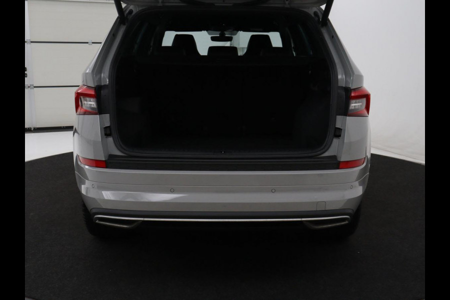 Škoda Kodiaq 1.5 TSI Sportline Business | Stoel&Stuurverwarming | Keyless | Adaptive cruise control | Carplay | Climate control | Camera | Navigatie | Bluetooth | DAB+ | Sfeerverlichting | Canton audio