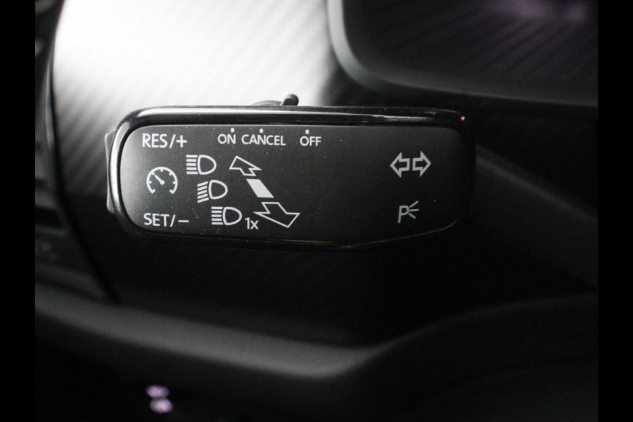 Škoda Kodiaq 1.5 TSI Sportline Business | Stoel&Stuurverwarming | Keyless | Adaptive cruise control | Carplay | Climate control | Camera | Navigatie | Bluetooth | DAB+ | Sfeerverlichting | Canton audio