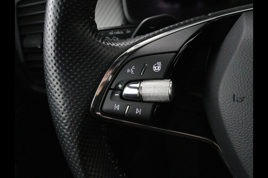 Škoda Kodiaq 1.5 TSI Sportline Business | Stoel&Stuurverwarming | Keyless | Adaptive cruise control | Carplay | Climate control | Camera | Navigatie | Bluetooth | DAB+ | Sfeerverlichting | Canton audio