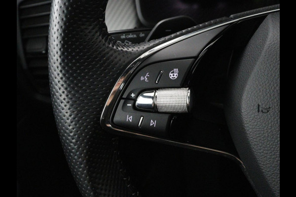 Škoda Kodiaq 1.5 TSI Sportline Business | Stoel&Stuurverwarming | Keyless | Adaptive cruise control | Carplay | Climate control | Camera | Navigatie | Bluetooth | DAB+ | Sfeerverlichting | Canton audio