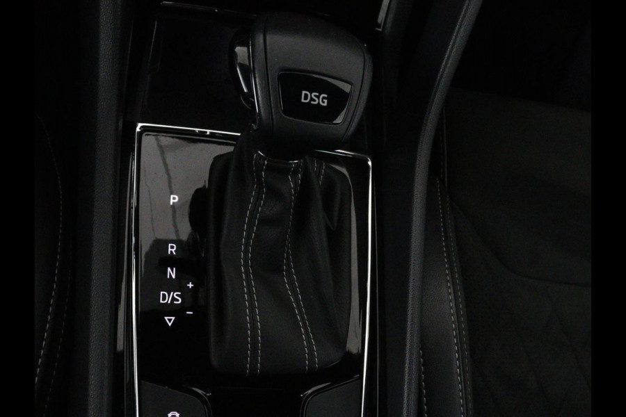 Škoda Kodiaq 1.5 TSI Sportline Business | Stoel&Stuurverwarming | Keyless | Adaptive cruise control | Carplay | Climate control | Camera | Navigatie | Bluetooth | DAB+ | Sfeerverlichting | Canton audio