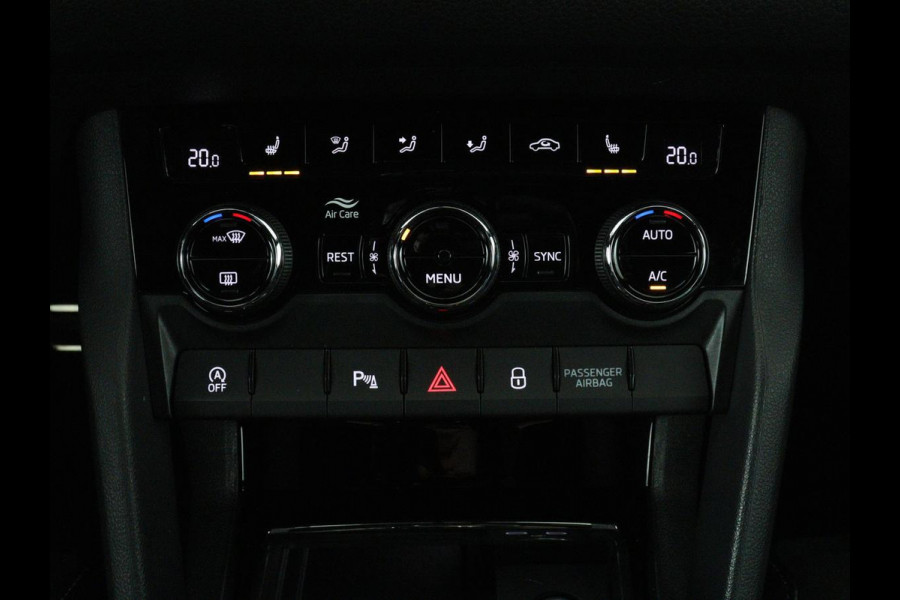 Škoda Kodiaq 1.5 TSI Sportline Business | Stoel&Stuurverwarming | Keyless | Adaptive cruise control | Carplay | Climate control | Camera | Navigatie | Bluetooth | DAB+ | Sfeerverlichting | Canton audio