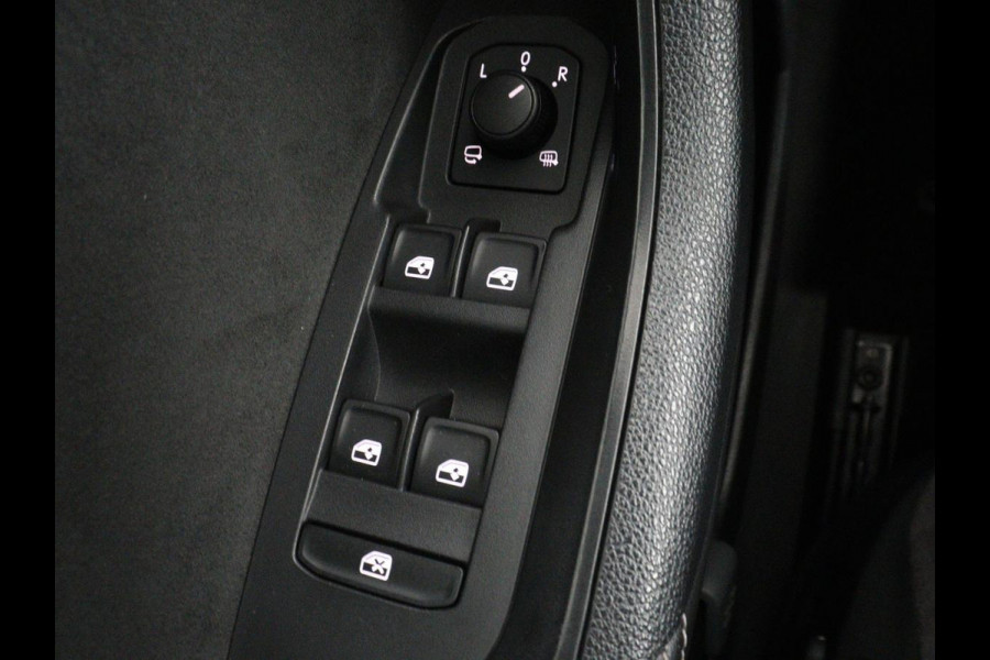 Škoda Kodiaq 1.5 TSI Sportline Business | Stoel&Stuurverwarming | Keyless | Adaptive cruise control | Carplay | Climate control | Camera | Navigatie | Bluetooth | DAB+ | Sfeerverlichting | Canton audio